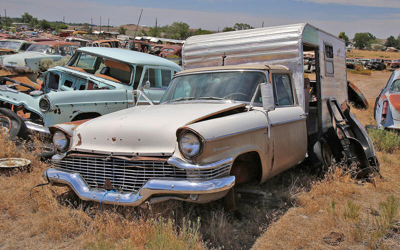 STUDEBAKER COMMANDER CAMPER 1957 STUDEBAKER COMMANDER CAMPER 1957