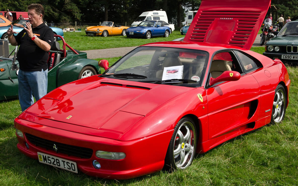 Ferrari F355 (Replicas from £8000) Ferrari F355 (Replicas from £8000)