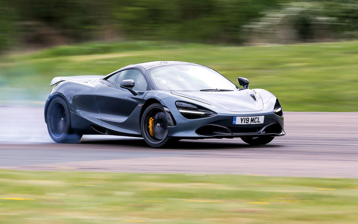 McLaren 720S - £132,950 McLaren 720S - £132,950