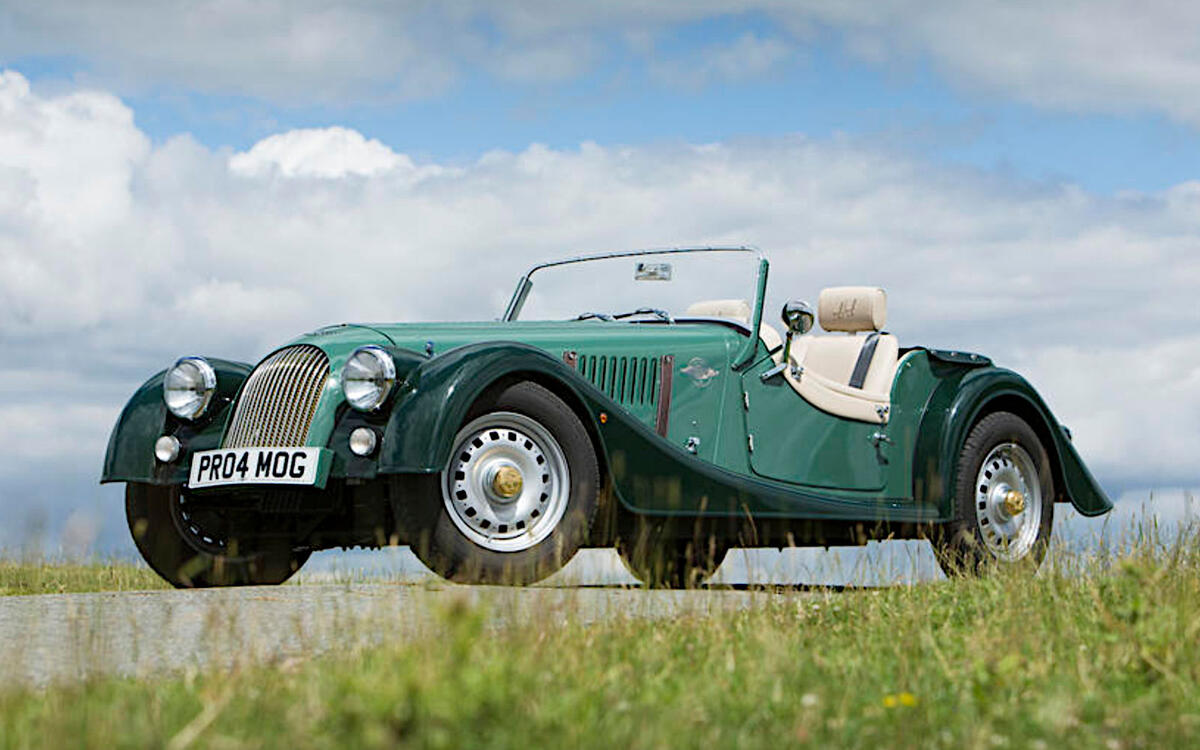 Morgan 4/4: 1936-39, 1946-50, 1955-2018 (72 years) Morgan 4/4: 1936-39, 1946-50, 1955-2018 (72 years)