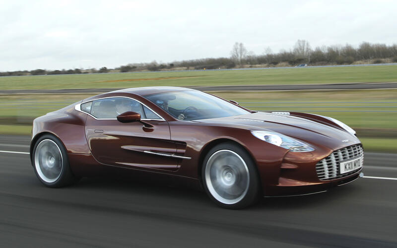 Aston Martin One-77 (2011) Aston Martin One-77 (2011)