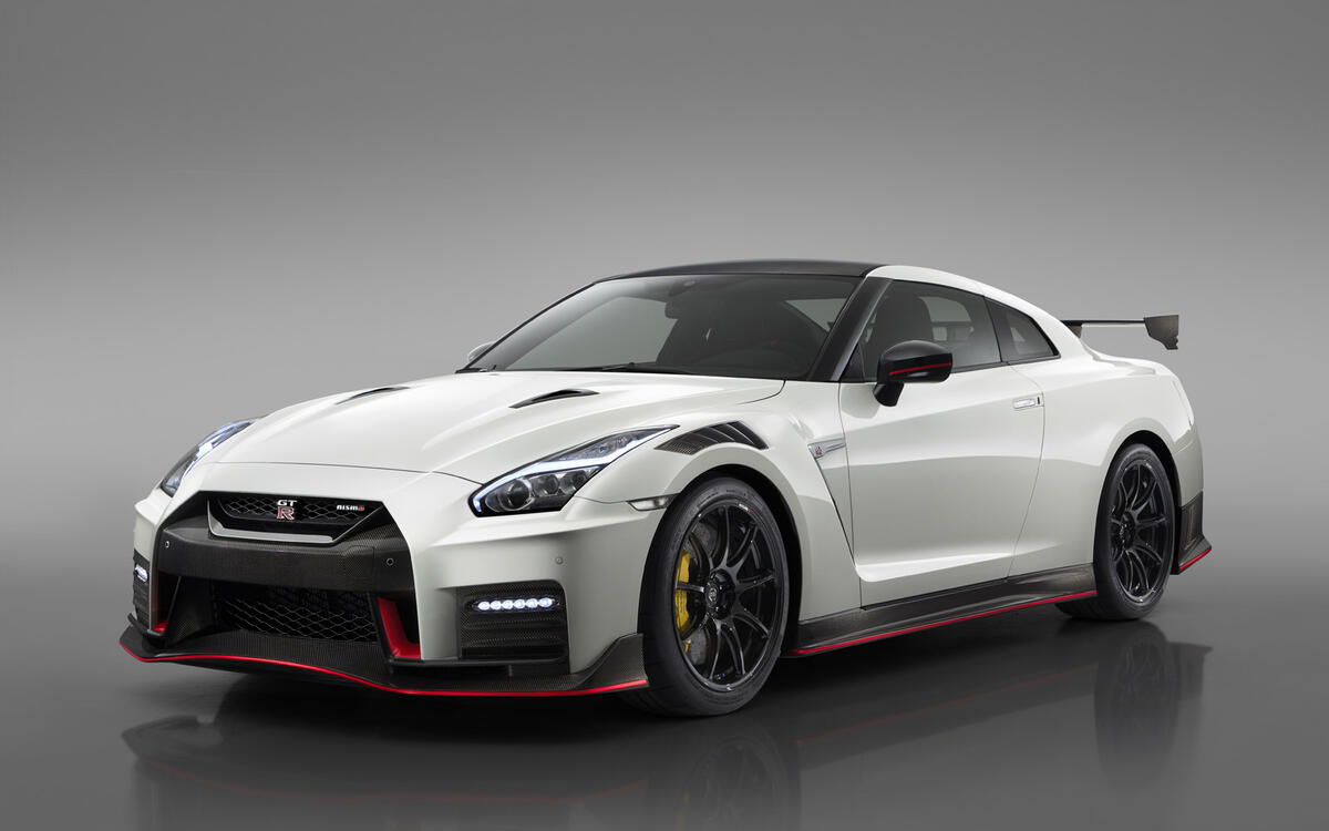 Nissan-GT-R Nismo (2019)