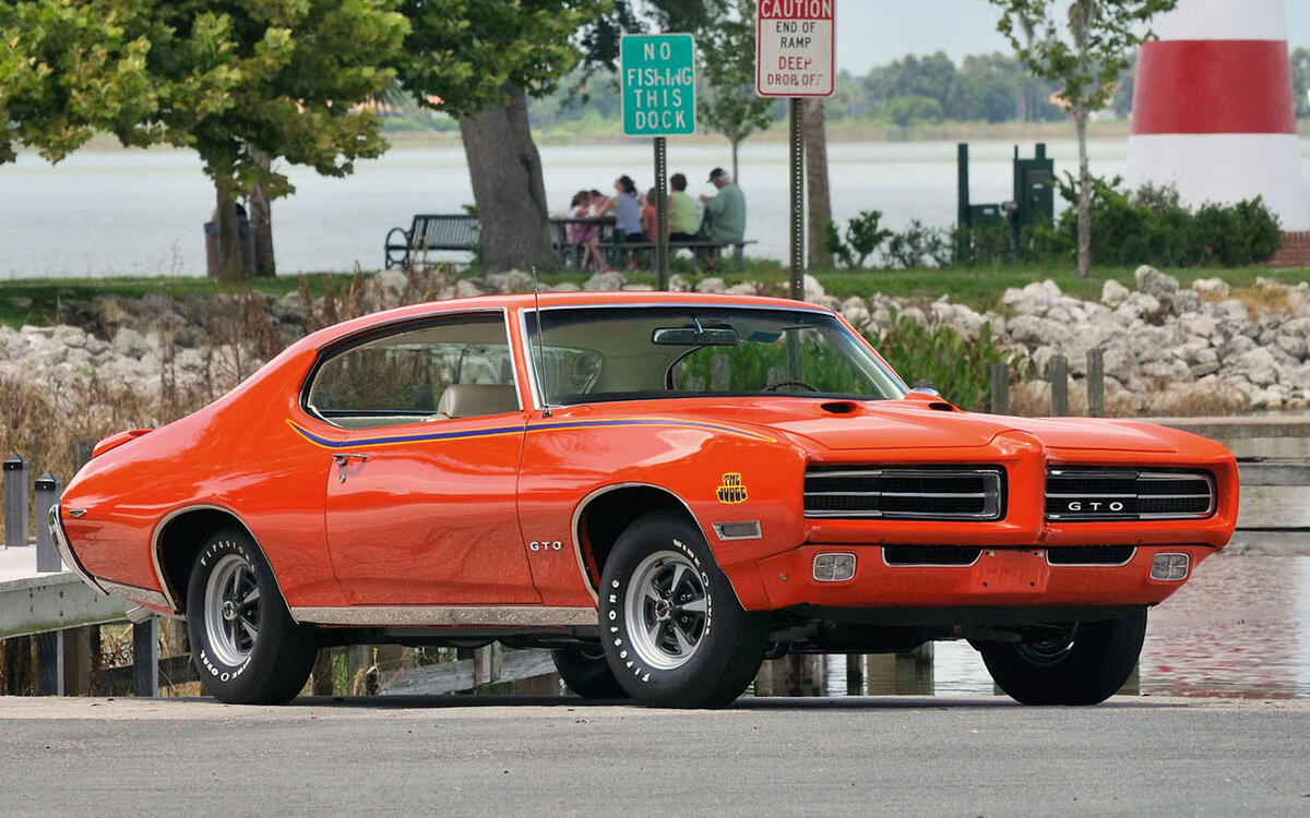 71 1969 Pontiac GTO Judge down 17