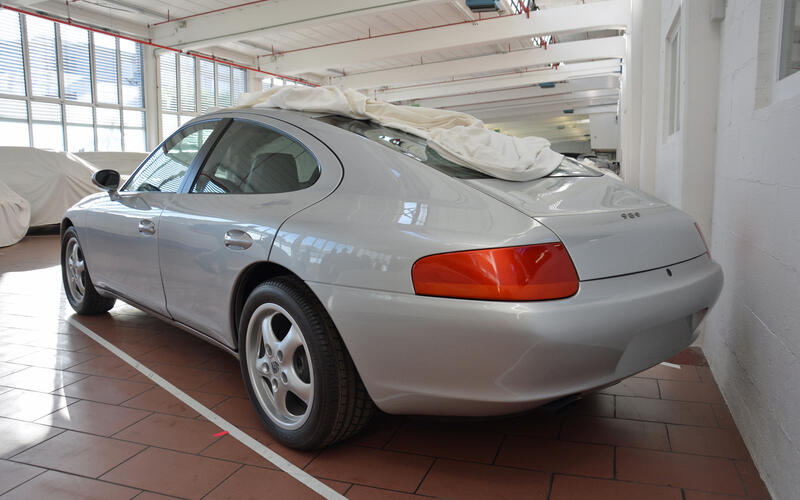 Porsche 989 (1988) Porsche 989 (1988)