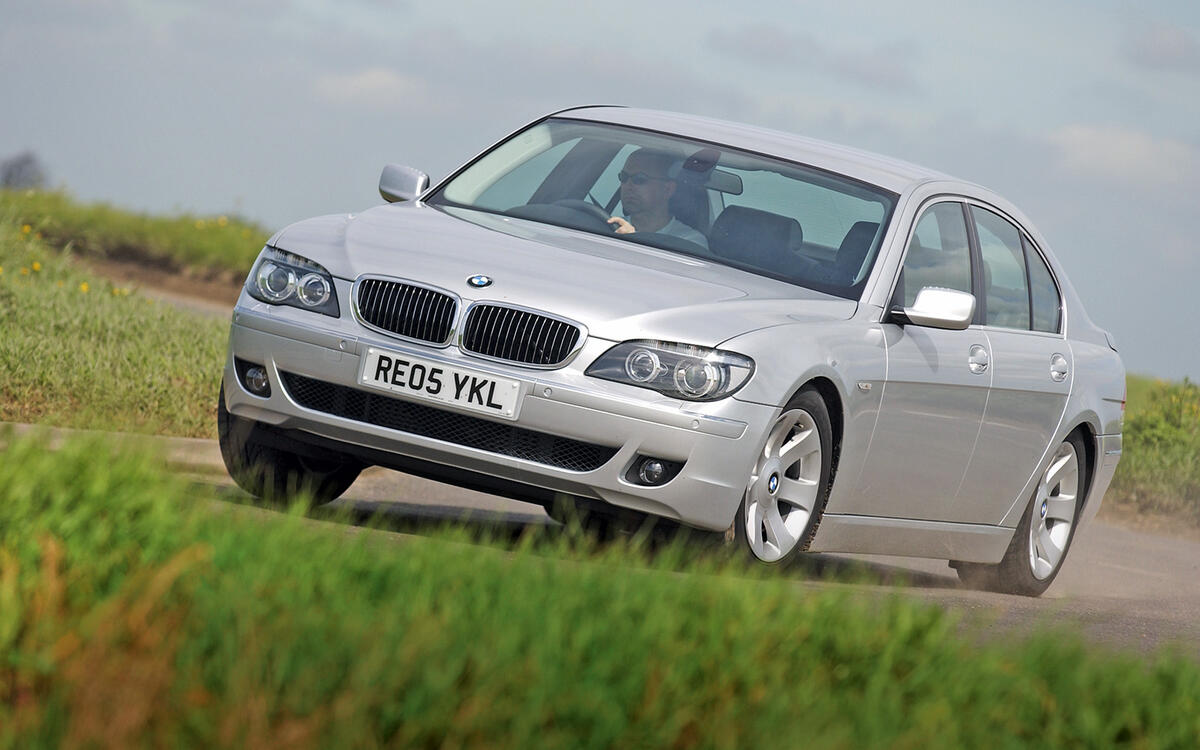 BMW 760Li  BMW 760Li