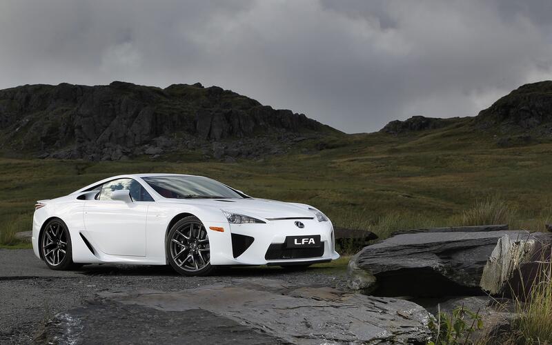 Lexus: LF-A (2011)