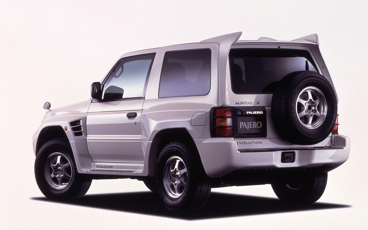Mitsubishi Pajero Evolution (1997) Mitsubishi Pajero Evolution (1997)
