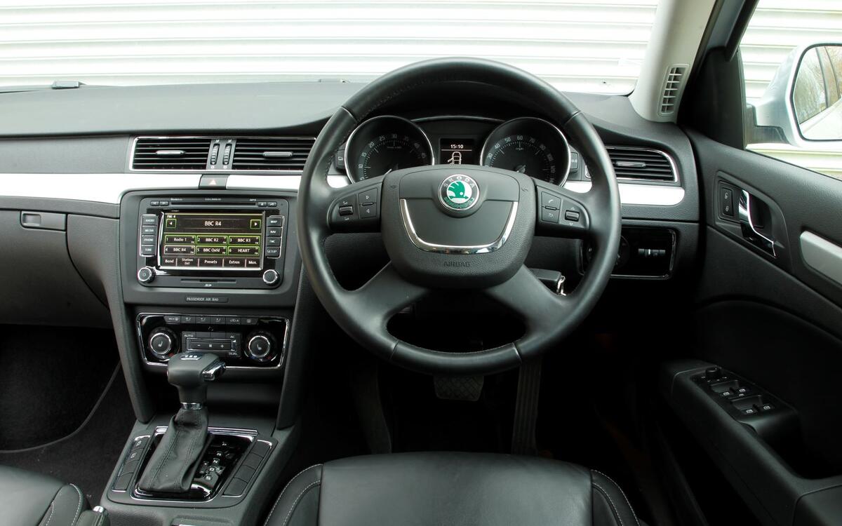 Skoda Superb V6 (2001-2015) Skoda Superb V6 (2001-2015)