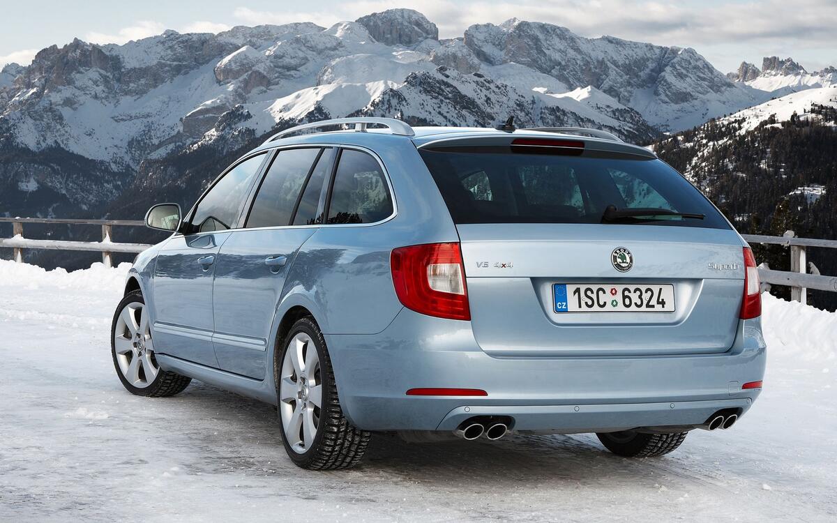 Skoda Superb V6 (2001-2015) Skoda Superb V6 (2001-2015)