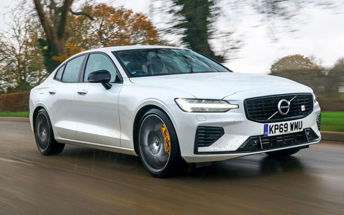 Volvo: S60 T8 Polestar - 112mph Volvo: S60 T8 Polestar - 112mph