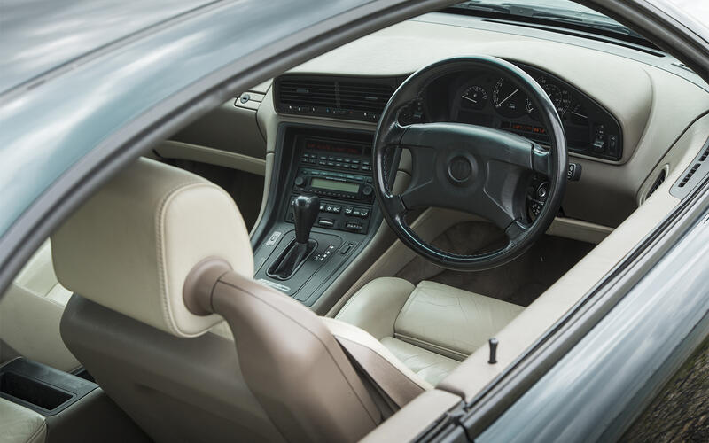 BMW 8 Series 