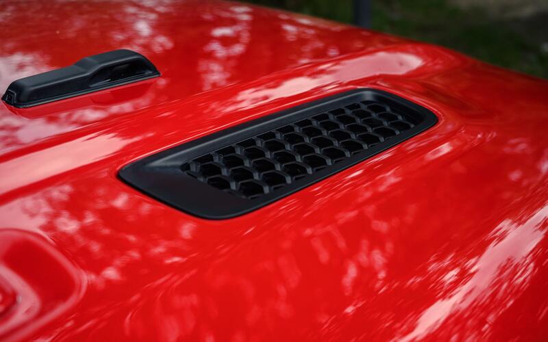 Bonnet vents Bonnet vents