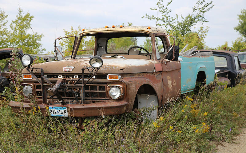 FORD F100