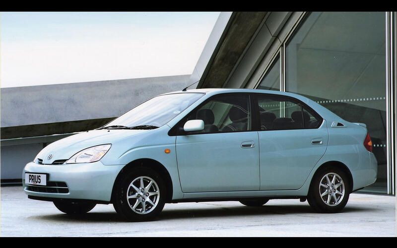 Toyota Prius (1999) Toyota Prius (1999)
