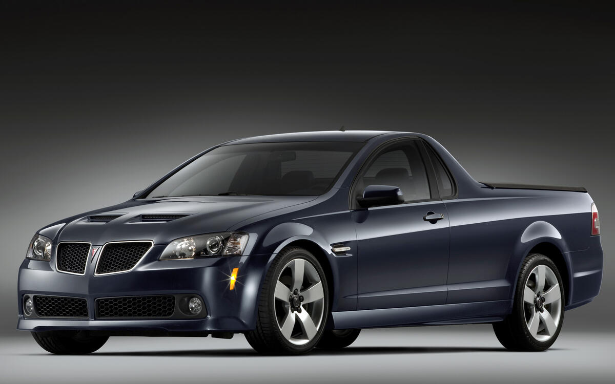 Pontiac G8 ST (2009) Pontiac G8 ST (2009)