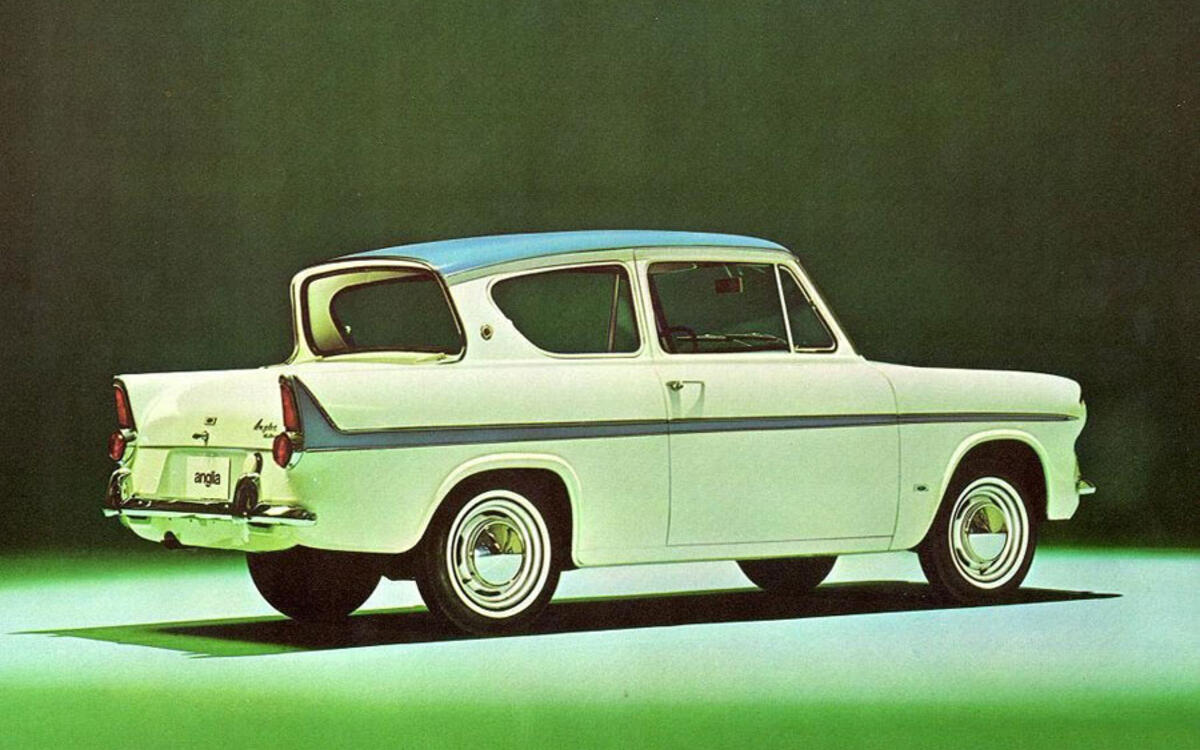 Ford Anglia (1959) Ford Anglia (1959)