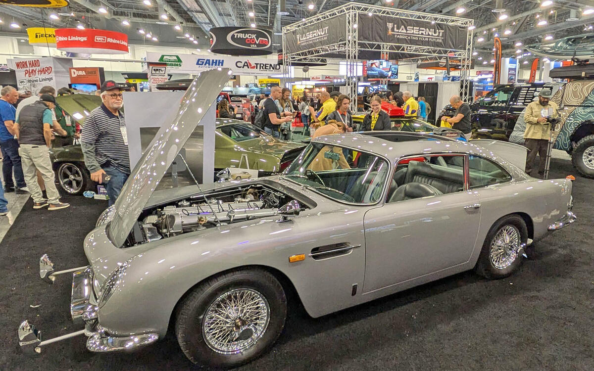 Aston Martin DB5 (1965)