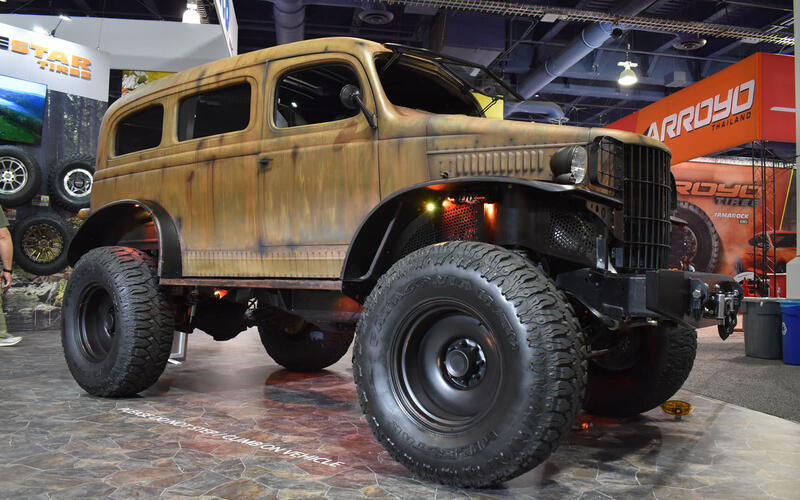 Dodge Power Wagon (1941) Dodge Power Wagon (1941)