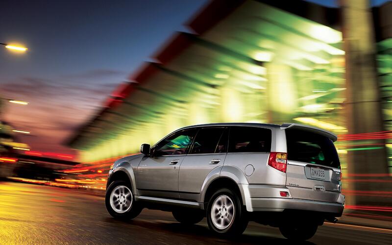 Isuzu Axiom (2001) Isuzu Axiom (2001)