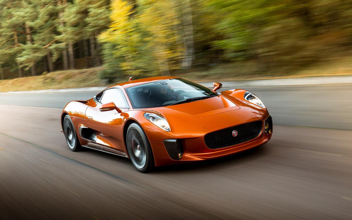 Jaguar C-X75 (2010) Jaguar C-X75 (2010)