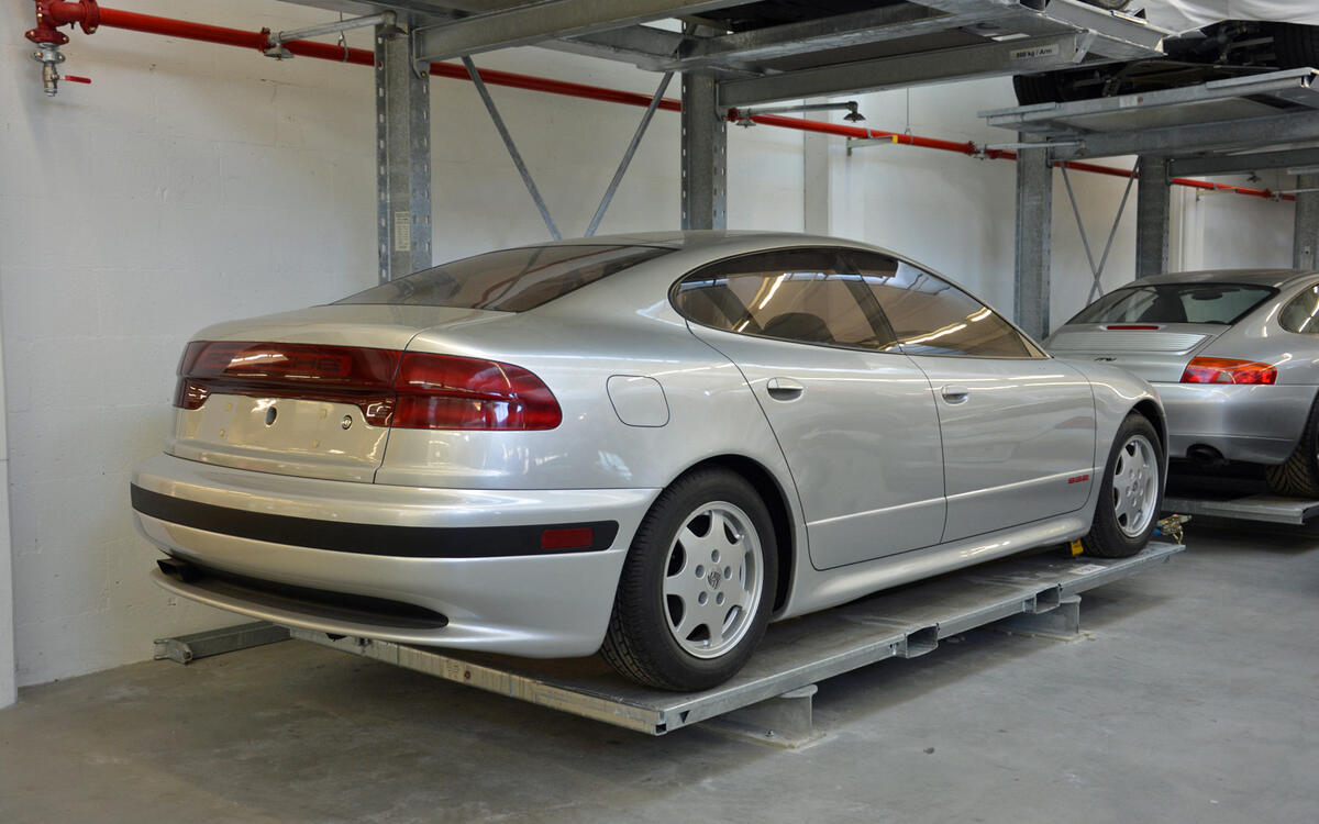 Porsche 932 concept (1991) Porsche 932 concept (1991)