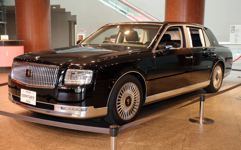 Toyota Century (2018)