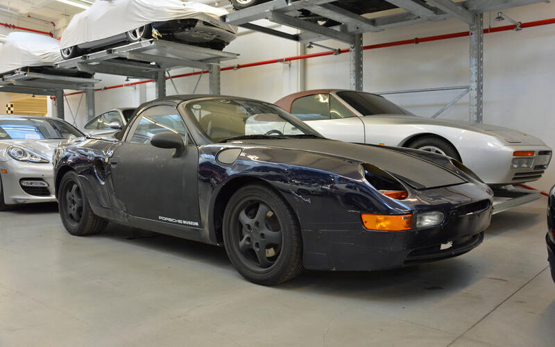 Porsche Boxster test mule (1993) Porsche Boxster test mule (1993)