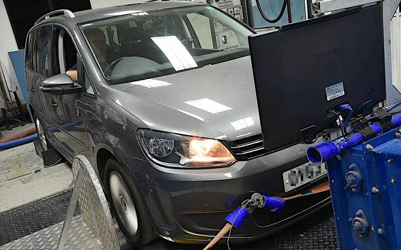 Volkswagen Touran etc. & Dieselgate (2015)