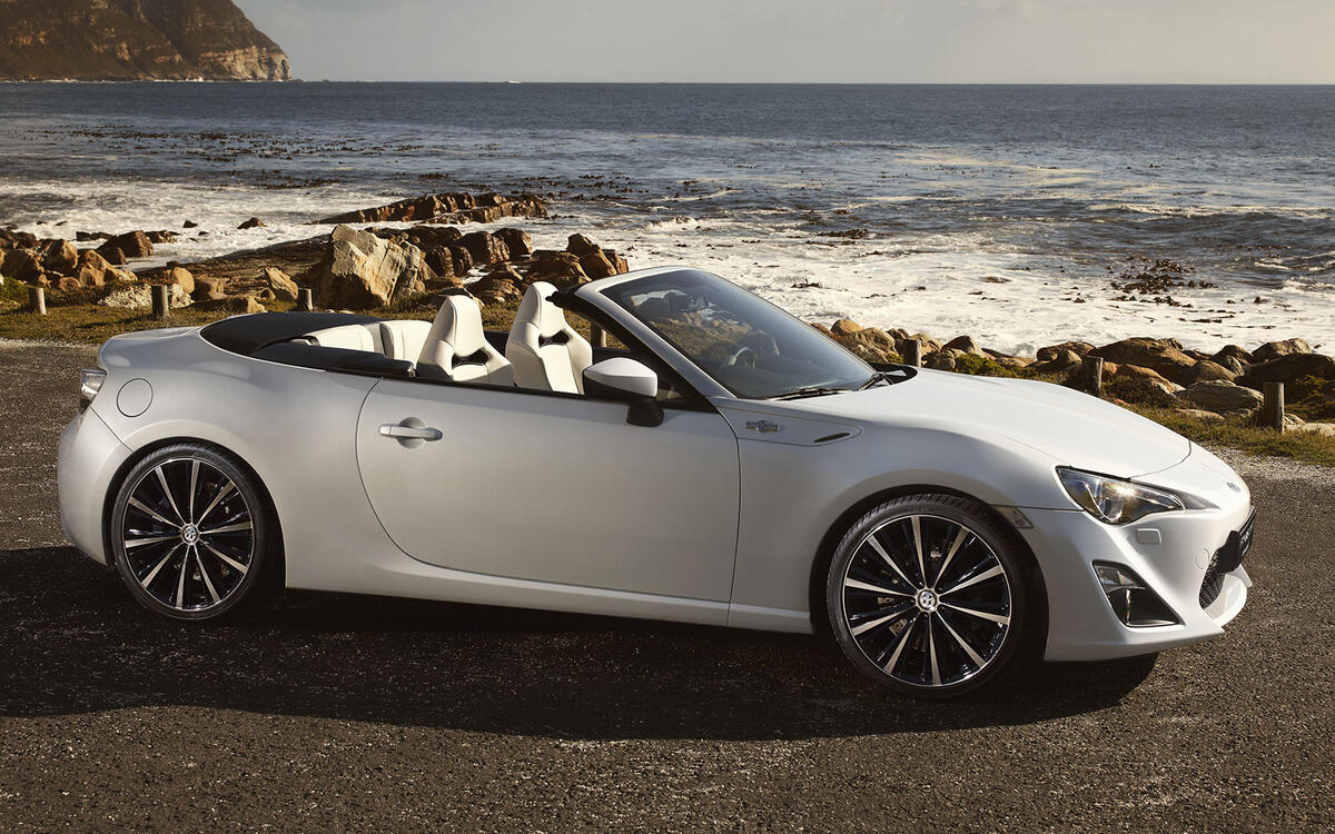 Toyota GT86 convertible (2013)