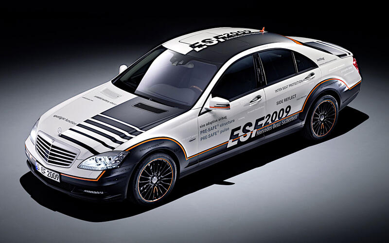 Mercedes ESF 2009 Experimental Safety Vehicle (2009)