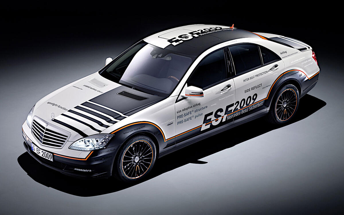 Mercedes ESF 2009 Experimental Safety Vehicle (2009) Mercedes ESF 2009 Experimental Safety Vehicle (2009)