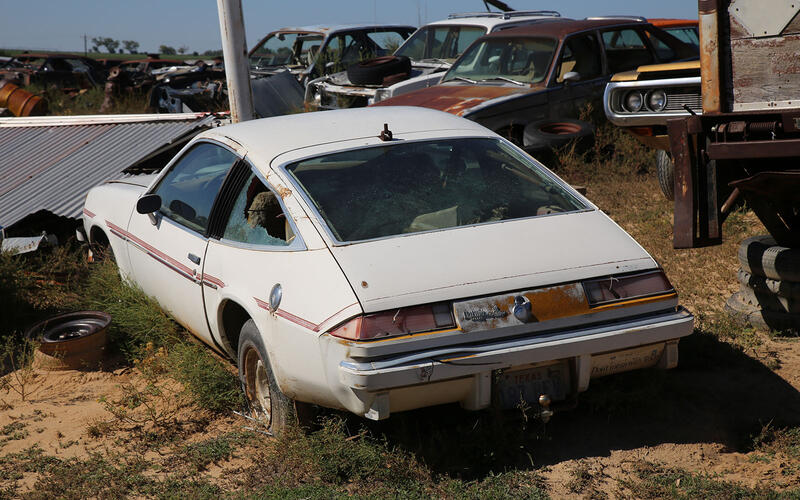 CHEVROLET MONZA HATCHBACK