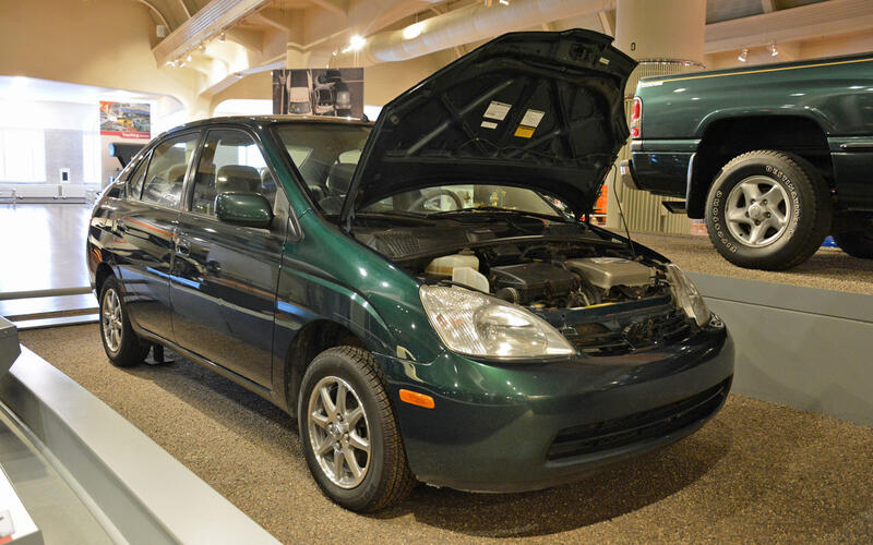Toyota Prius (1997) Toyota Prius (1997)