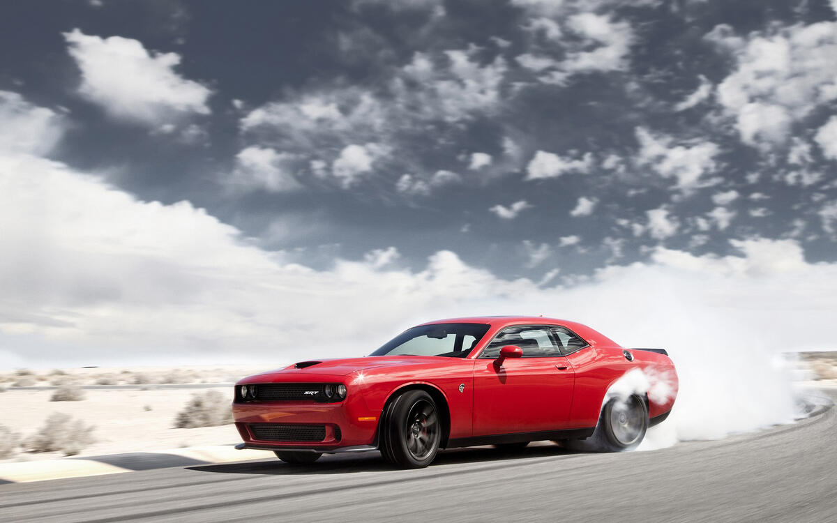 Dodge Challenger SRT Hellcat (2015-) Dodge Challenger SRT Hellcat (2015-)