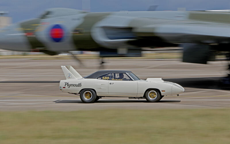 Plymouth: Road Runner (1968)