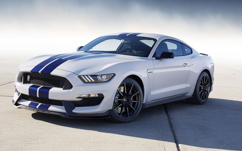 Ford Mustang (2014) Ford Mustang (2014)