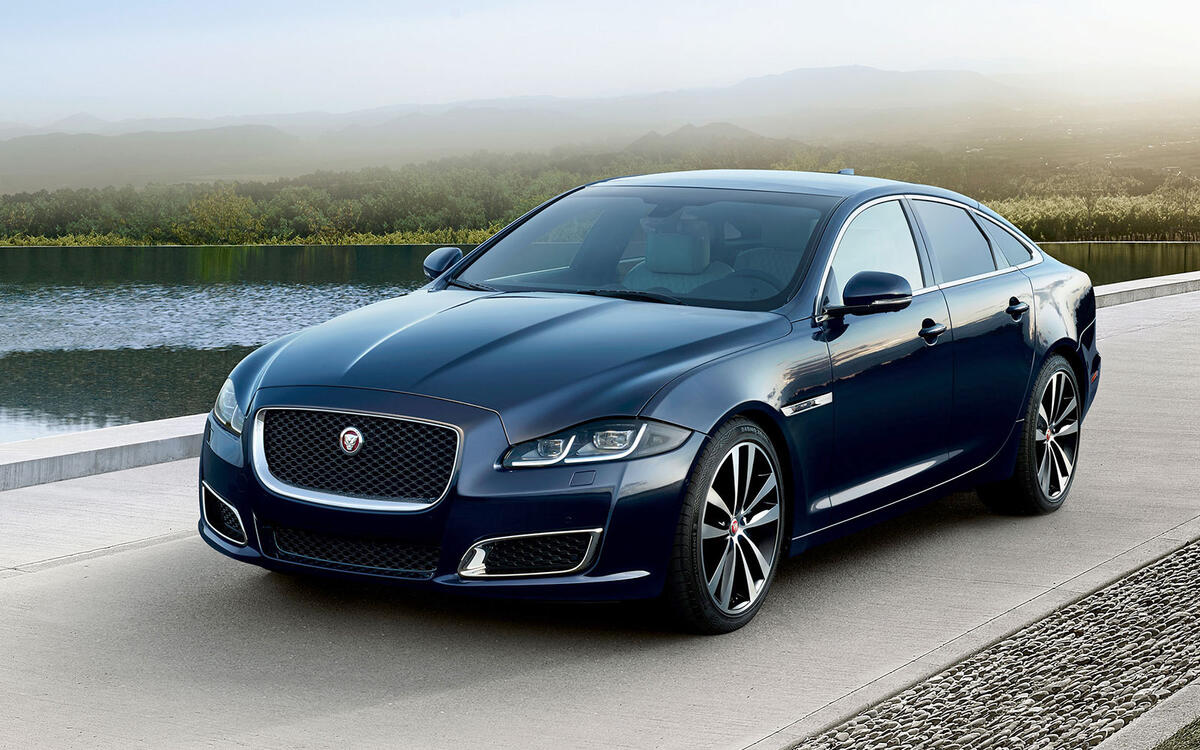 Jaguar XJ50 (2018)