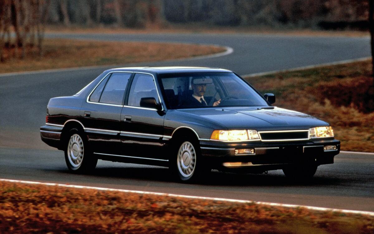 Japan’s first luxury car brand (1986)