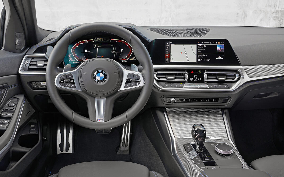 BMW 330e Plug-in Hybrid - interior BMW 330e Plug-in Hybrid - interior