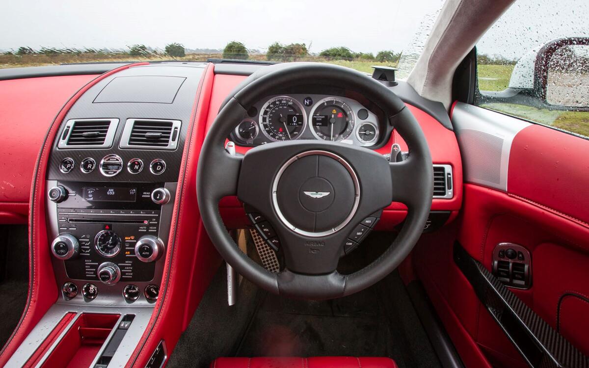 Aston Martin DB9 & Vantage (2004-2017)