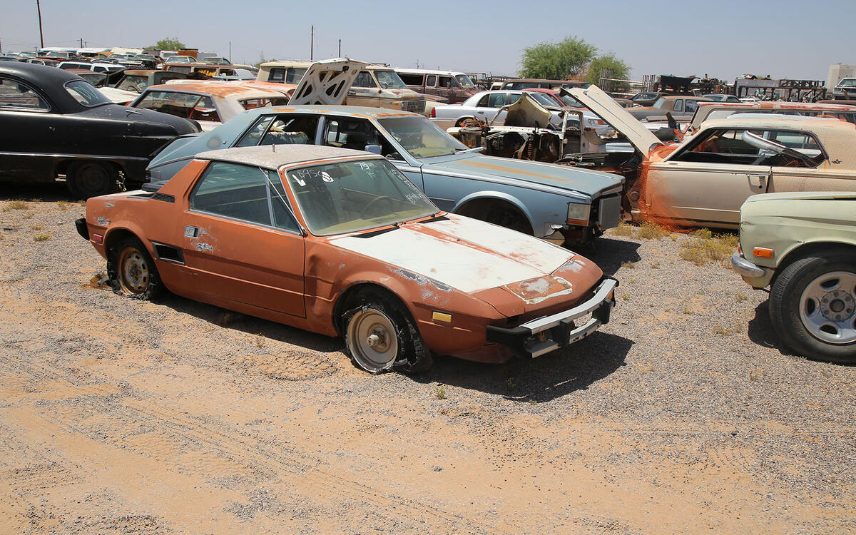 FIAT X1/9 - 1975 FIAT X1/9 - 1975