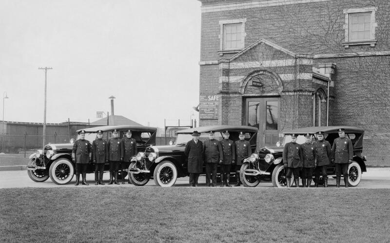 Lincoln Phaeton Police Flyers (1924)