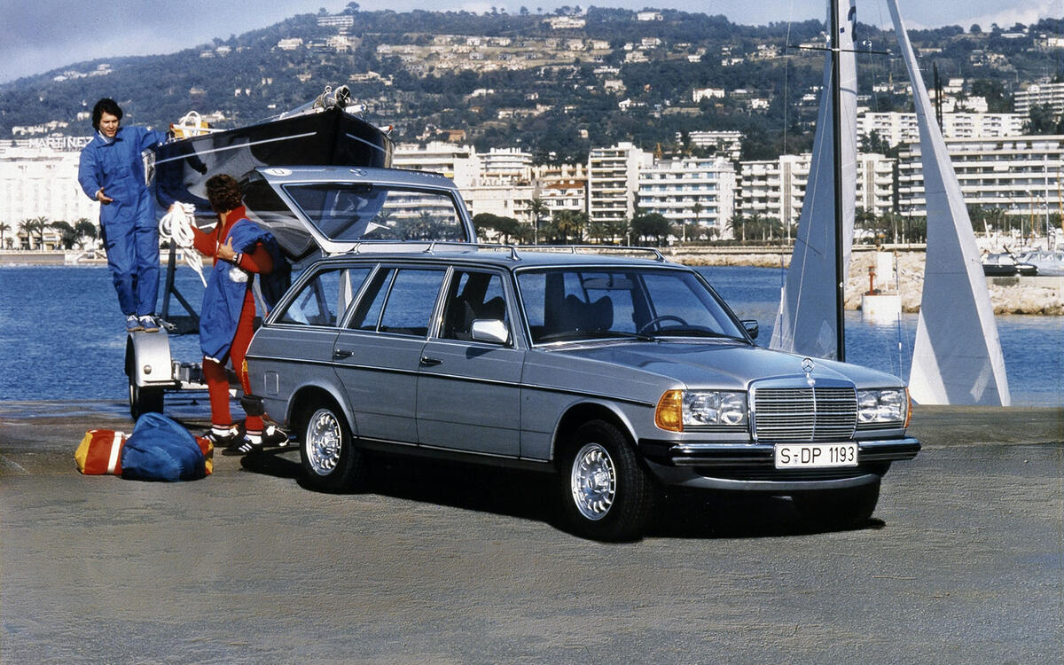 Mercedes-Benz S123 (from £7500) Mercedes-Benz S123 (from £7500)