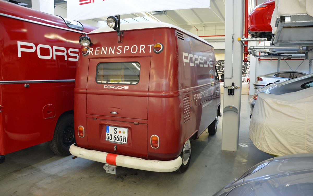 Volkswagen Bus (1949) Volkswagen Bus (1949)