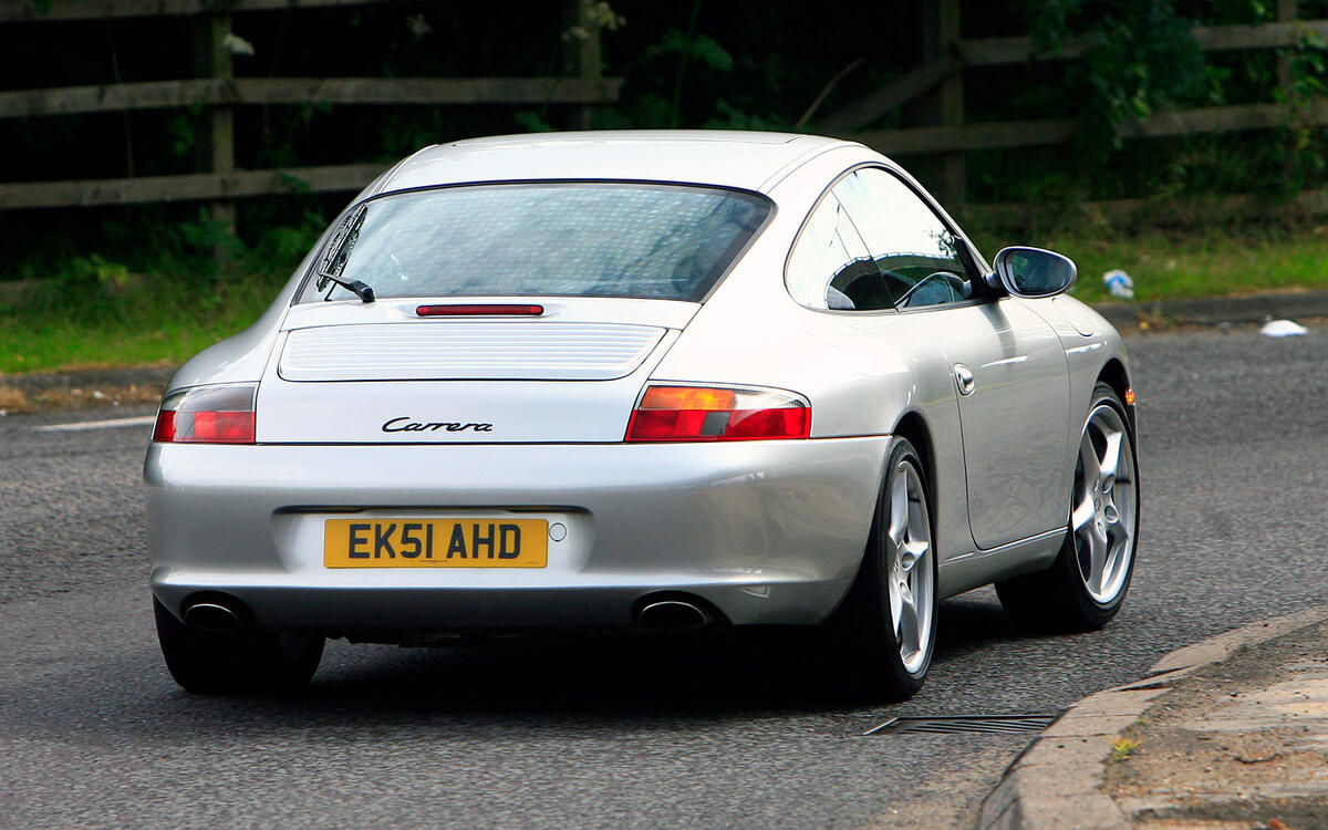 Porsche 911 (996) (£10,000-£55,000) Porsche 911 (996) (£10,000-£55,000)