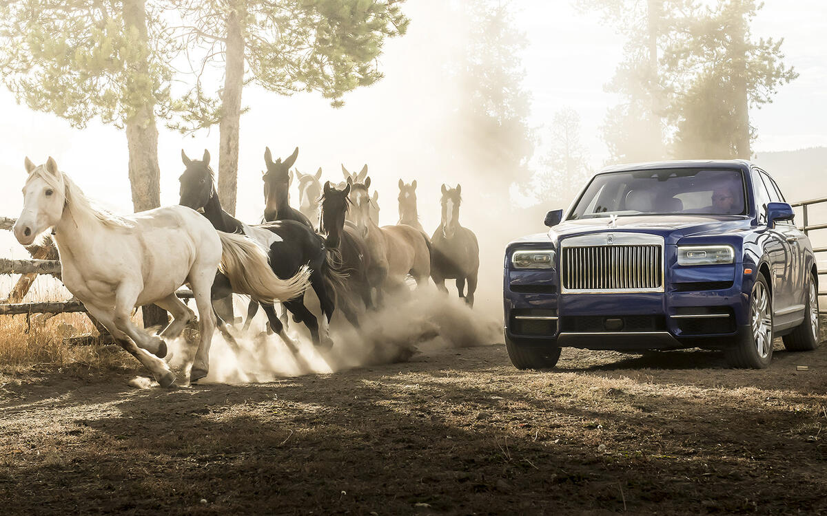 Rolls-Royce: Cullinan Rolls-Royce: Cullinan
