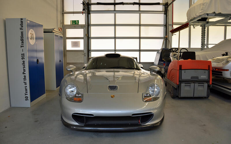Porsche 911 GT1 Strassenversion (1997) Porsche 911 GT1 Strassenversion (1997)
