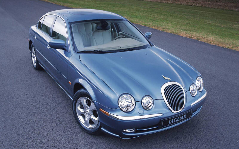 Jaguar S-Type (1999) Jaguar S-Type (1999)
