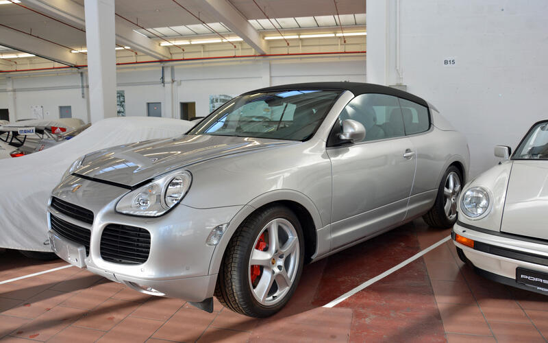 Porsche Cayenne Cabriolet (2002) Porsche Cayenne Cabriolet (2002)