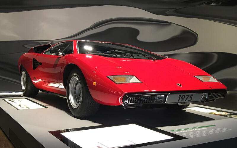 Lamborghini Countach (1975) Lamborghini Countach (1975)